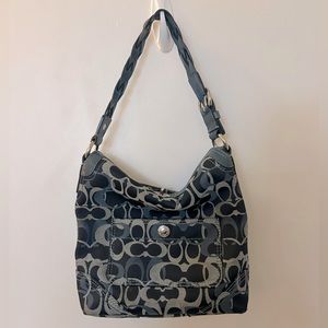 Coach signature shoulder bag in blue